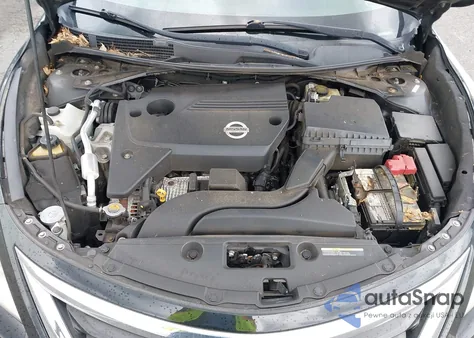 2015 Nissan Altima 2.5/S/Sv/Sl z USA, uszkodzony, nr VIN 1N4AL3AP3FN868567